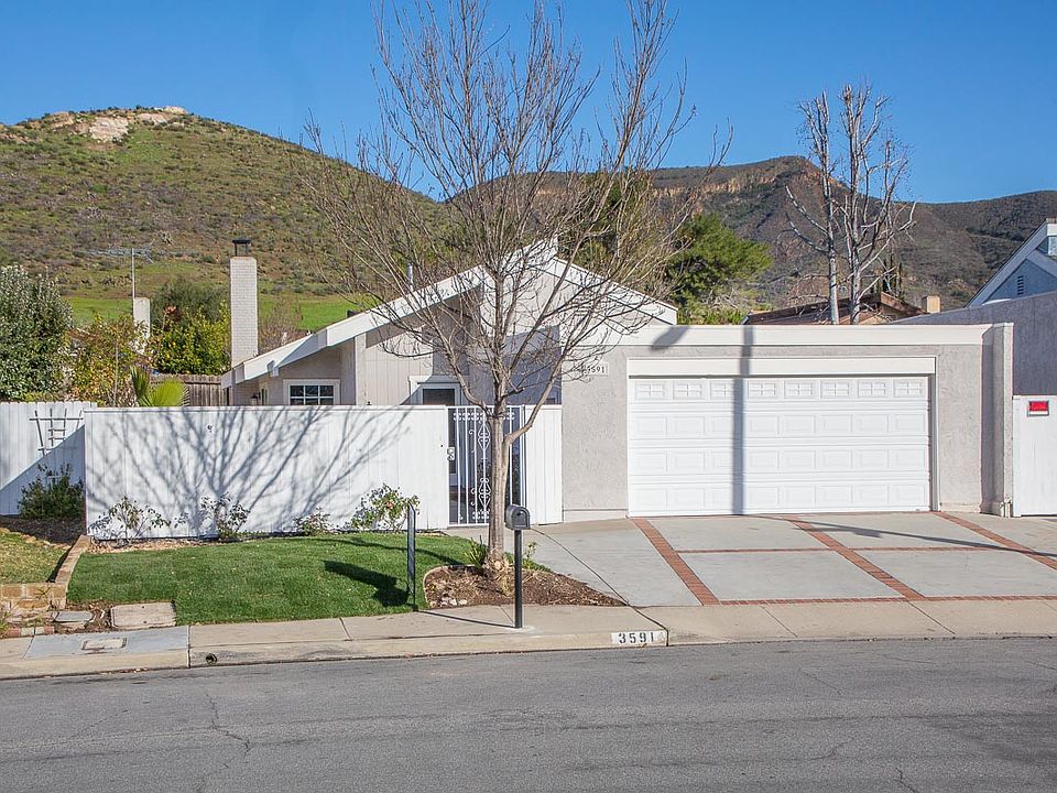 1st image of 3591 Spanish Gate Dr