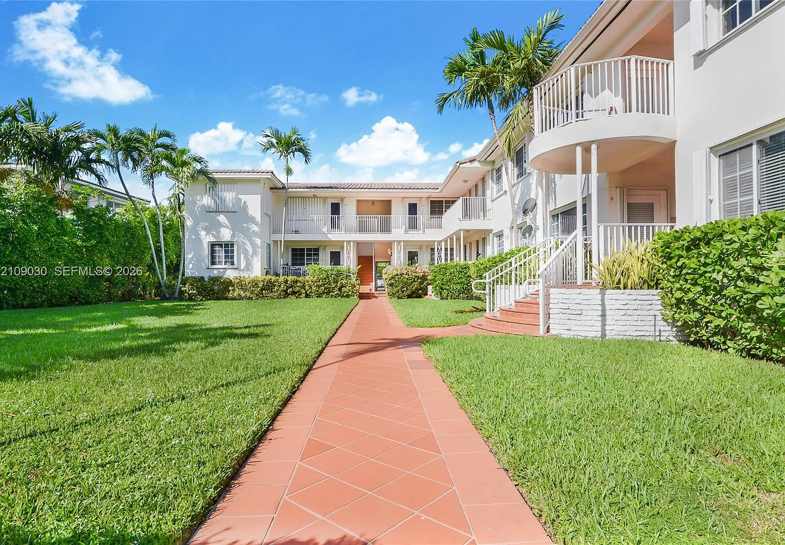 Bal Harbour Residential S — Photo 1