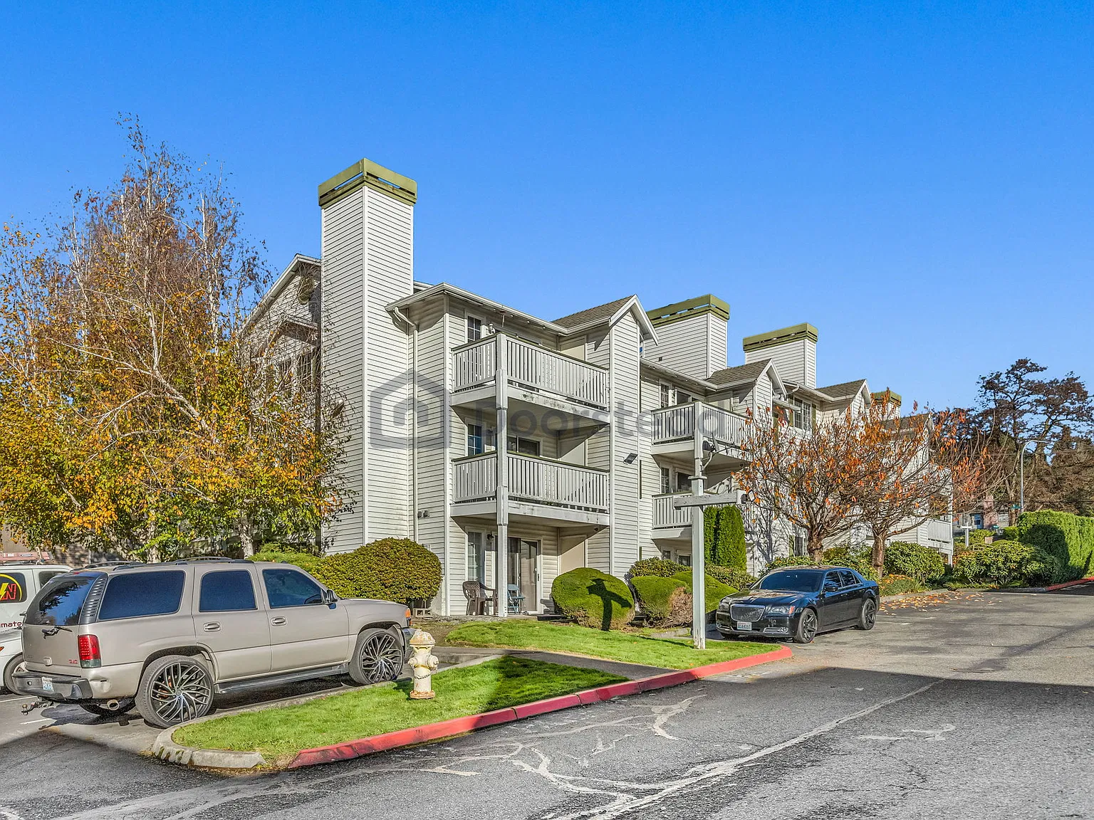 2 bed, 2.0 bath, 877 sqft, $2,200 — Photo 2