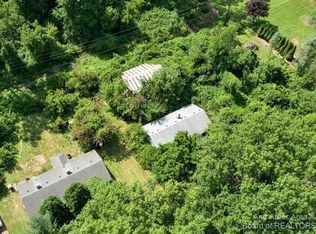 20100 Sherwood Rd, Belleville, MI 48111