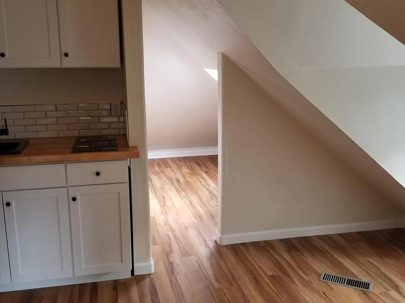 1 bed, $975 — Photo 2
