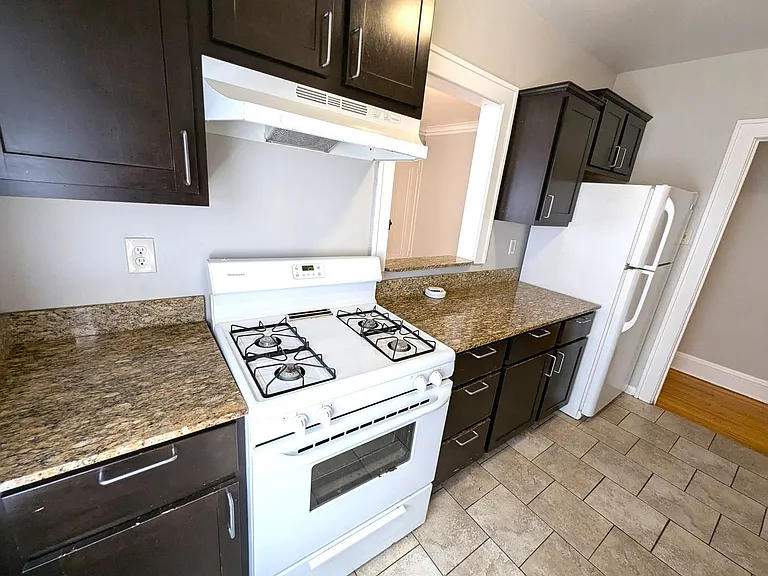 3125 Aldrich Ave S — Photo 9