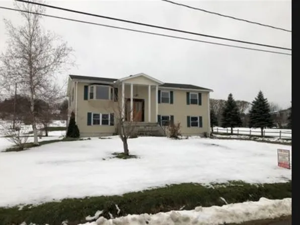 5551 Frazier St, Erie, PA 16510