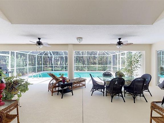 4th image of 1544 E Allegrie Dr