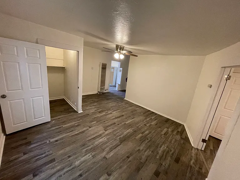 2040 High St #7 — Photo 5