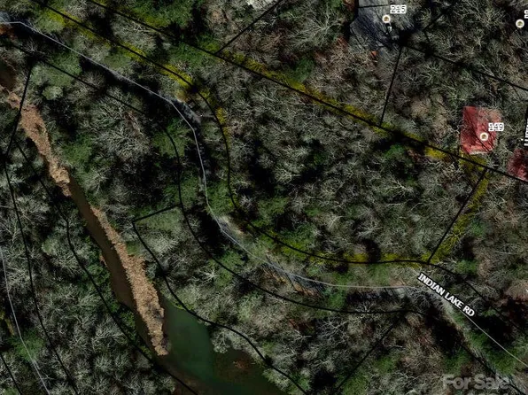 21 Indian Lake Rd #21, Lake Toxaway, NC 28747