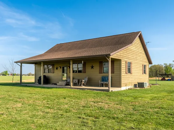 9242 E Park Street Rd, Du Quoin, IL 62832