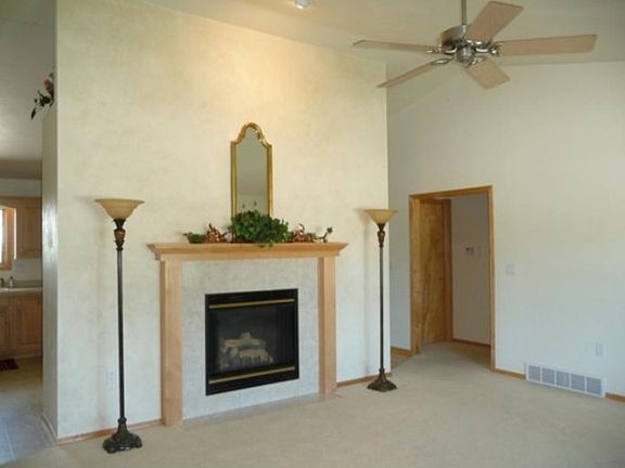 3rd image of 114 Yacoub Ln