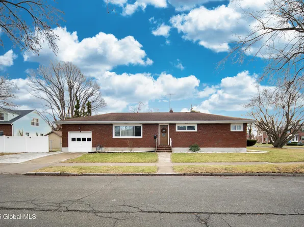 403 Hackett Boulevard, Albany, NY 12208