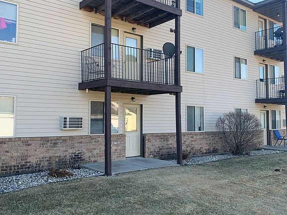 3rd image of 1650 33rd Ave S APT 105