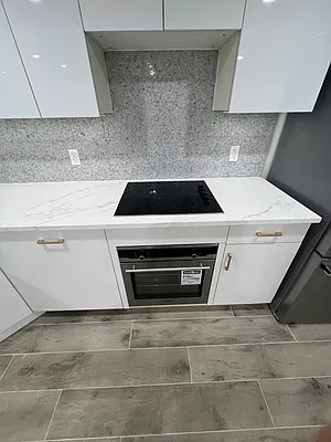 Rented by Mae Equities | media 3