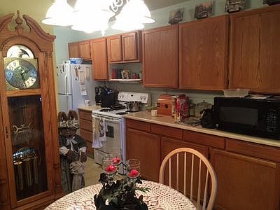 4th image of 3146 Lakeside Dr APT 109