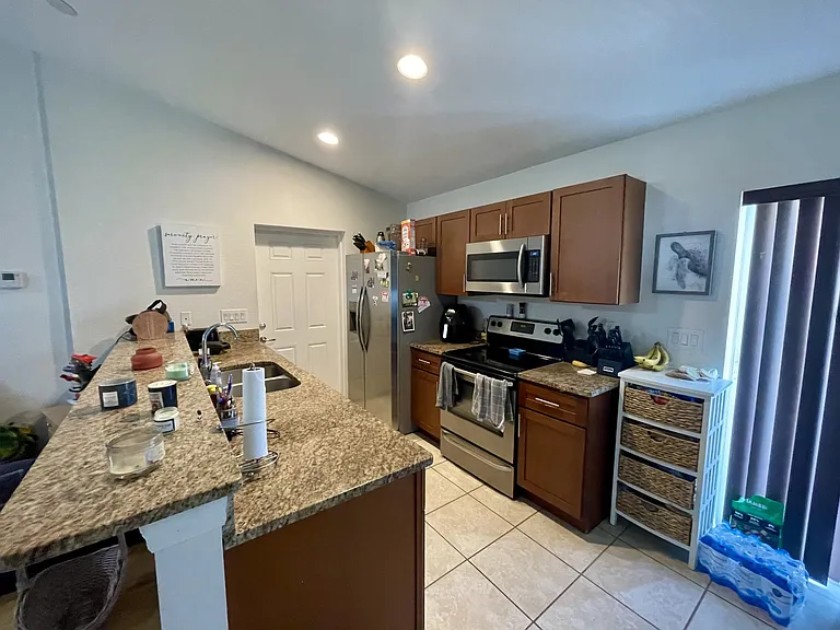 1167 Urmey Ln — Photo 8