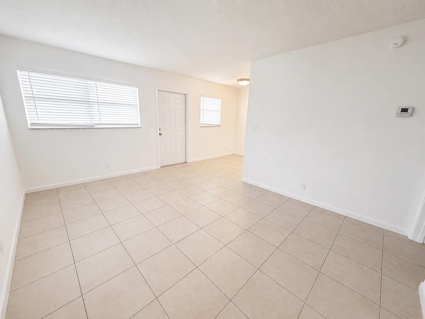 471 Sunshine Dr. — Photo 4