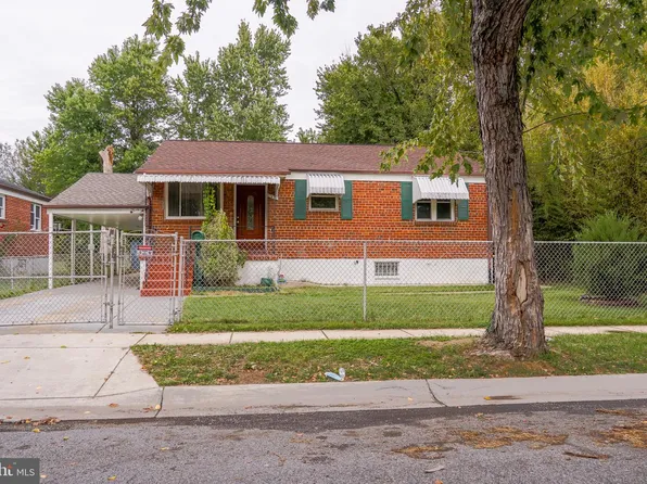 2420 Hannon St, Hyattsville, MD 20783