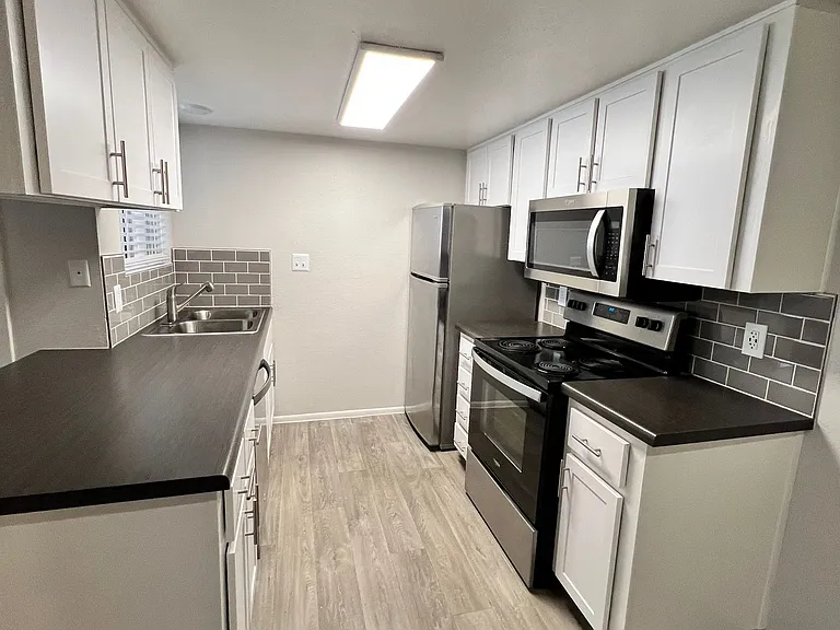 Ponderosa Ranch Apartments — Photo 14