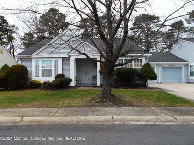 1205A Thornbury Lane, Manchester, NJ, 08759