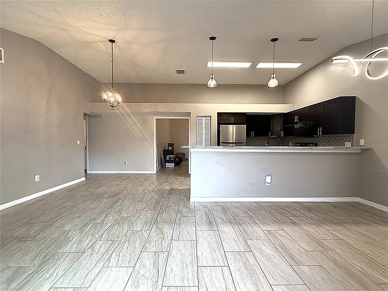 2042 Shadow Pine Dr — Photo 11