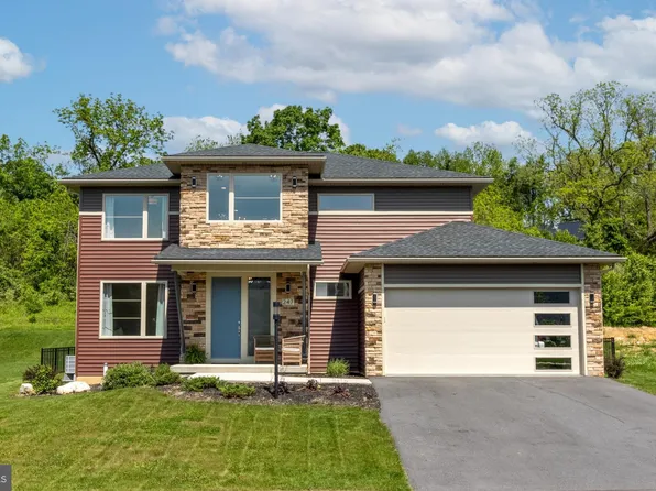 247 Derek Dr, Boalsburg, PA 16827