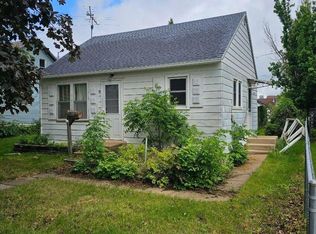 19 4th St SW, Eyota, MN 55934
