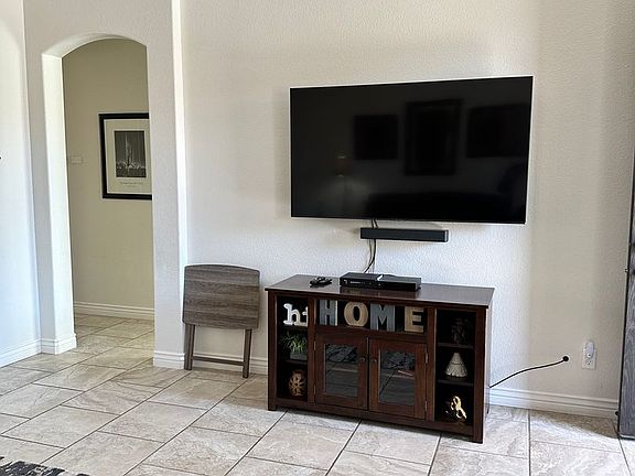 5th image of 3470 Candlewood #103