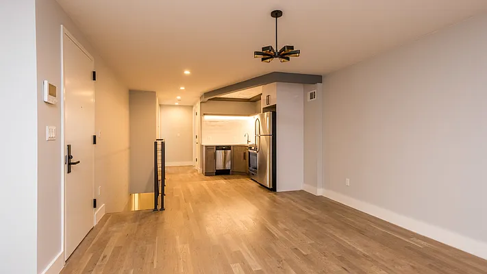 Rented by Nooklyn NYC LLC | media 26