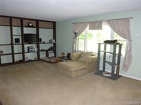 4th image of 10779 Arbour Dr