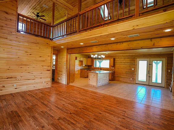 3rd image of 457 County Road 3270