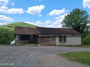 1732 Branam Hill Rd, Jellico, TN 37762