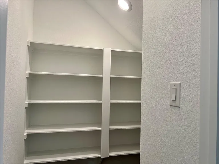 5719 Foggy Vine Ct — Photo 15