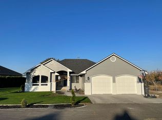 746 Young Rd NE, Moses Lake, WA 98837