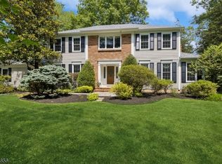 113 Berkeley Cir, Basking Ridge, NJ 07920