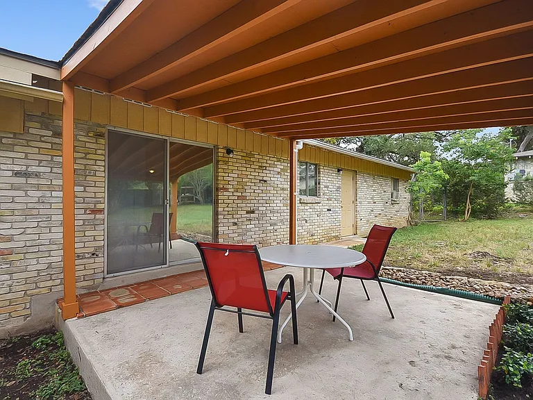 185 Oklahoma Ave — Photo 22