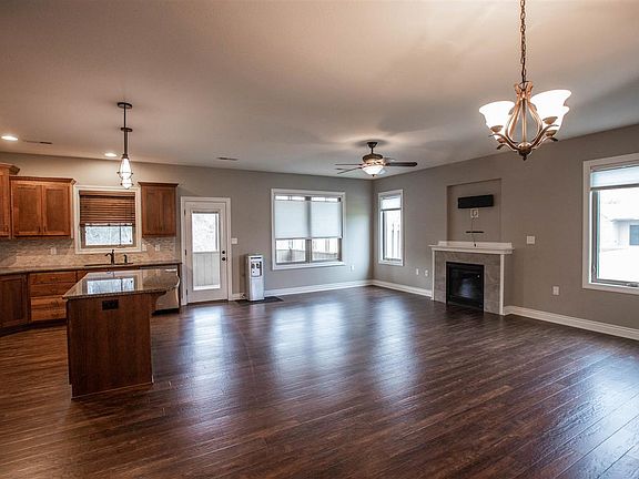 2nd image of 2125 Buckner Dr