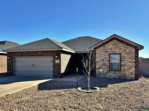 301 Almond Tree Ln, Clovis, NM 88101