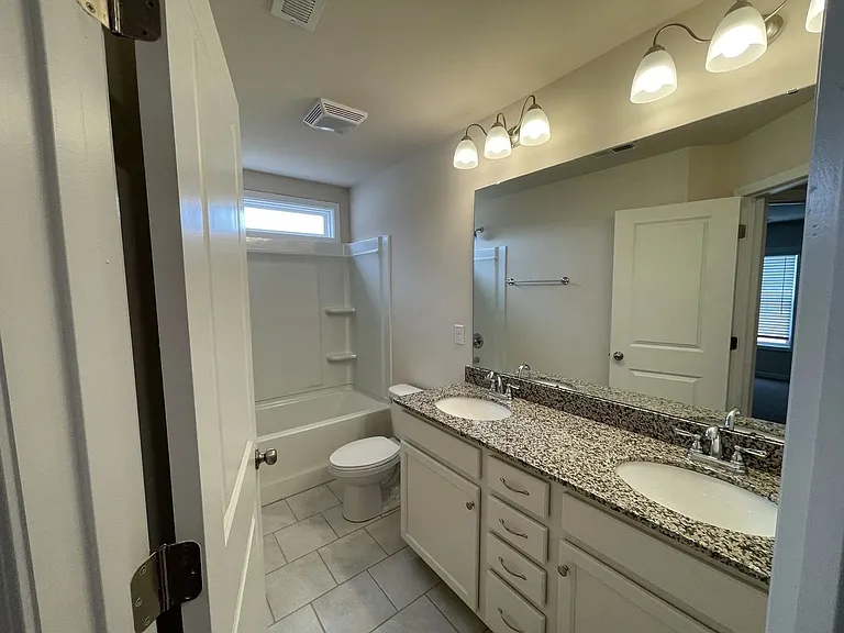 8099 Sheffield Dr — Photo 11