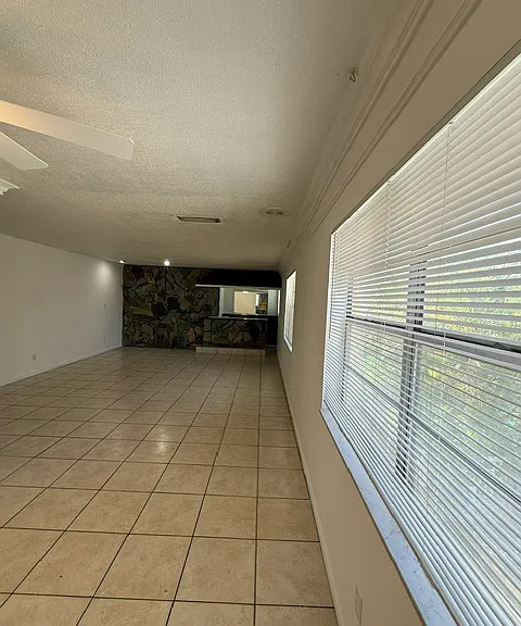 1020 N 18th Ct #201 — Photo 5