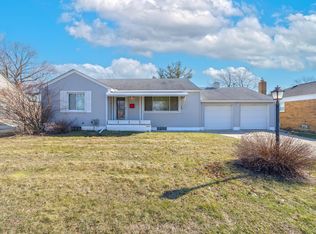 24634 Grove Ave, Eastpointe, MI 48021