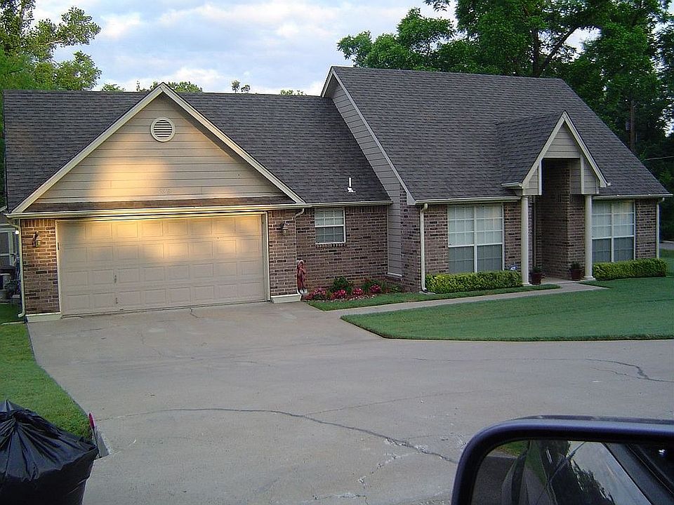 Front (East exposure)