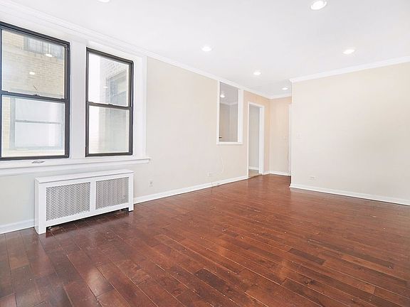 5th image of 583 W 215th St APT B4