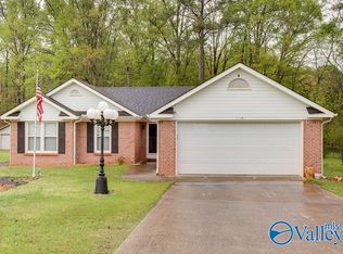 1911 Nethery Rd, Hartselle, AL 35640