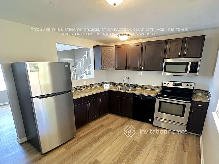 3361 S Winston St — Photo 6