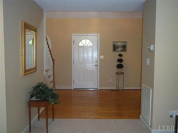 2nd image of 3025 Cranehill Dr