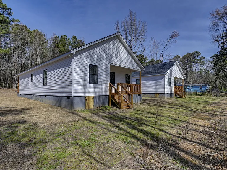 32 Roberson St — Photo 42