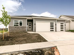 1910 SE Waddell Way, Waukee, IA 50263