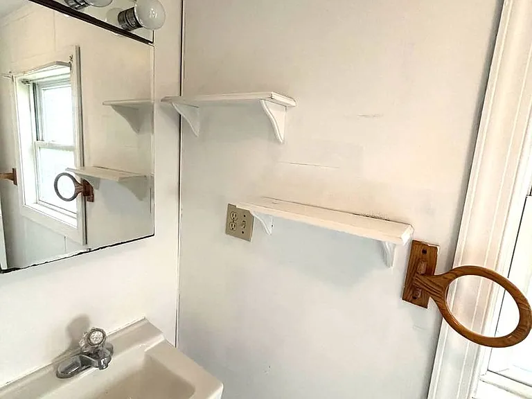 5760 Lincoln Hwy — Photo 29