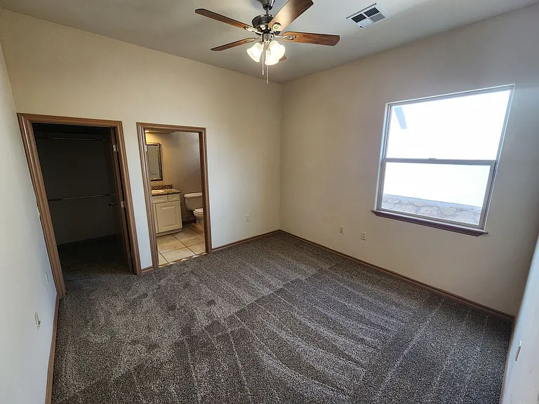 4189 Capistrano Ave — Photo 27