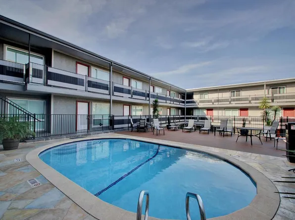 3110 Red River St APT 306, Austin, TX 78705