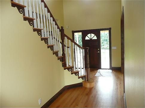 Detailed Banister