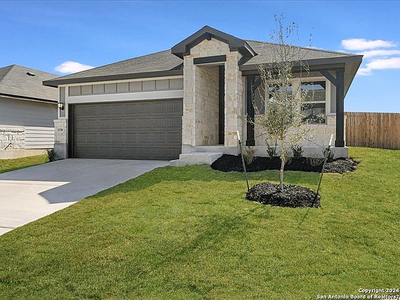 2nd image of 11730 Mustang Grove